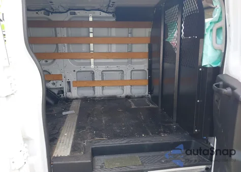 2018 Ford Transit-250 z USA, uszkodzony, nr VIN 1FTYR1ZM1JKB32520